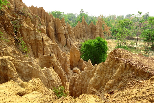 Things to do in Nan, Thailand: Sao Din Na Noi, the Wild West in the north of Thailand