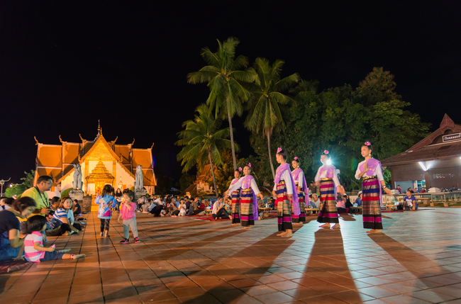 Things to do in Nan, Thailand: Shopping, dining and enjoying cultural shows at Khuang Muang