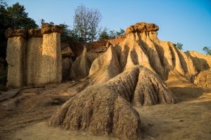 Things to do in Phrae, Thailand: The sandstone-scape at Phae Muang Phi
