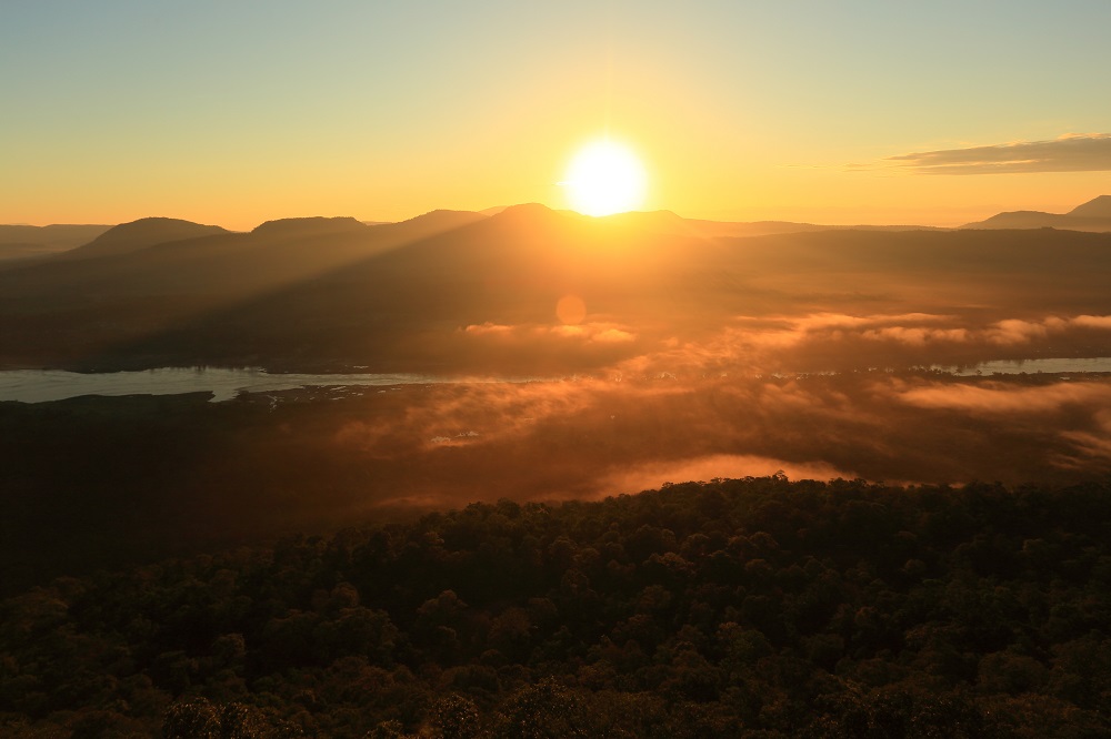 Things to Do in Ubon Ratchathani, Thailand: Catch Thailand's first sunrise at Pha Chanadai