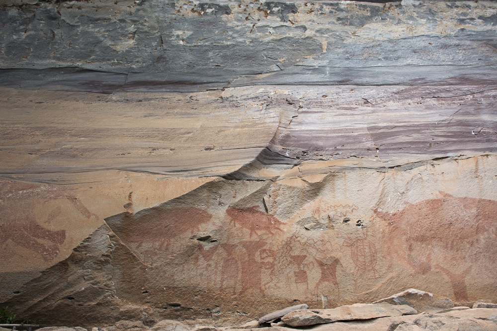 Things to Do in Ubon Ratchathani, Thailand: Prehistoric Cave Paintings at Pha Taem